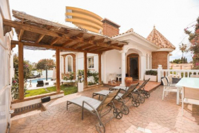 Villa w private pool, BBQ and your own pool table